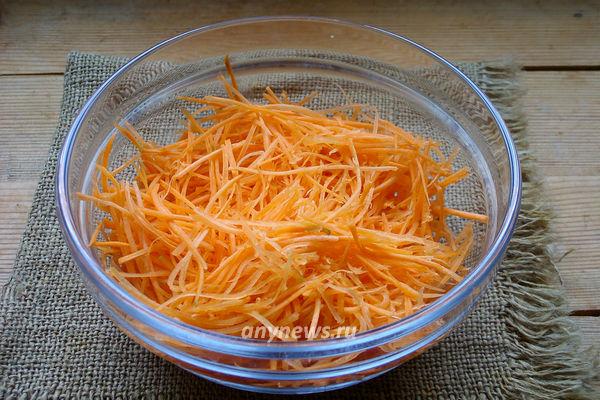 Говядина хе по-корейски с морковью и луком