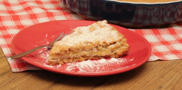 Пироги с грушами: Простой пирог с тёртыми грушами и яблоками
