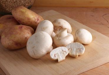 картошка с грибами в мультиварке со сметаной 