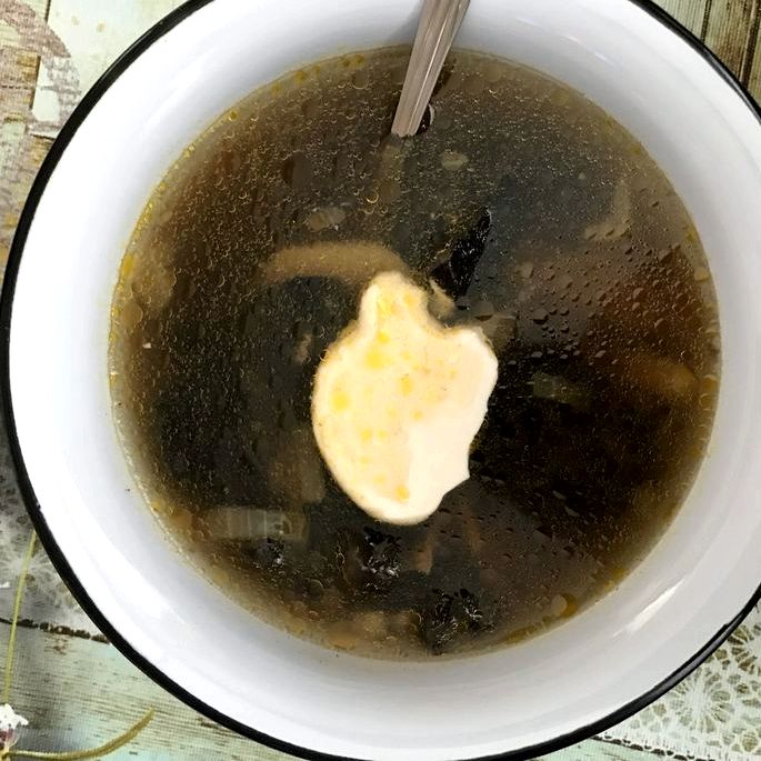 Суп из сушеных белых грибов с картофелем убирается на 20 минут