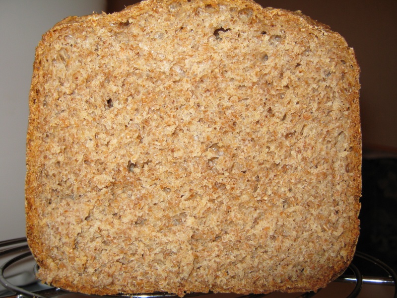 Овсяная мука хлебопечка. Ржано-пшеничный хлеб с отрубями. Хлебцы с отрубями ржано пшеничный. Хлеб ржано-пшеничный с дрожжами. Хлеб из пшеничной муки отрубной.