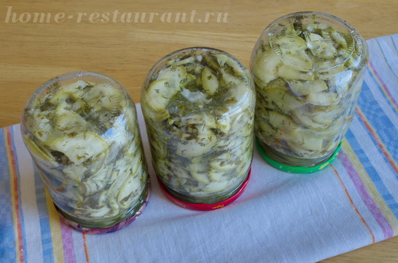 Салат из кабачков на зиму с чесноком и зеленью