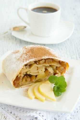 Viennese strudel with vanilla sauce.