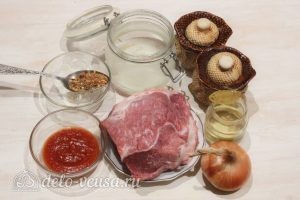 Подлива из свинины с томатной пастой: Ингредиенты