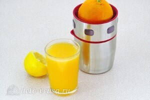 Блинчики Креп Сюзетт с апельсиновым соусом: Выжать сок