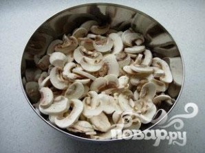 Куриные грудки с грибами - фото шаг 3