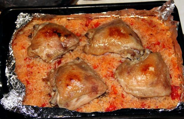 Рис с кукурузой с курицей в духовке рецепт с фото