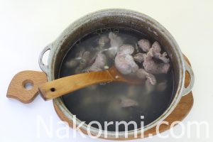 Куриные желудки, тушенные с картошкой