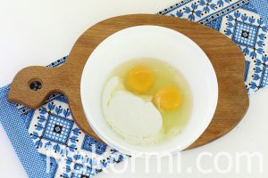 Брокколи с яйцом и сыром в духовке