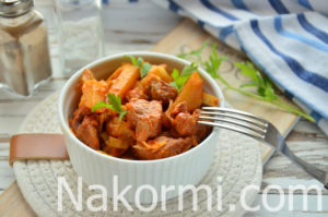 Овощное рагу с мясом, кабачками и картошкой