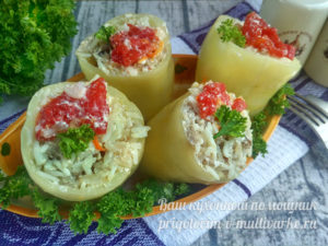 Перец фаршированный мясом и рисом