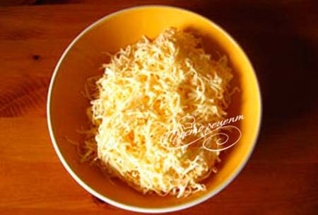Плавленый сыр с чесноком и майонезом