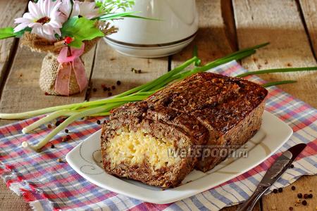 Фото рецепта Печёночный пирог с рисом и сыром