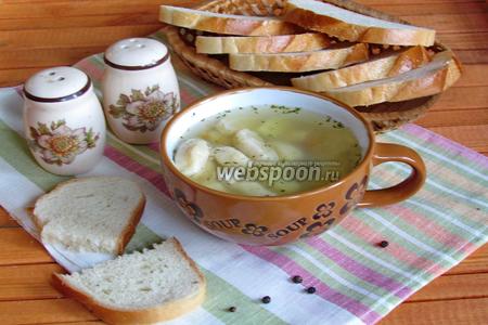 Фото рецепта Куриный суп с галушками
