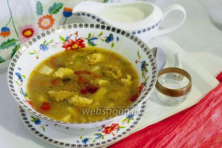 Фото рецепта Суп с фрикадельками и клёцками