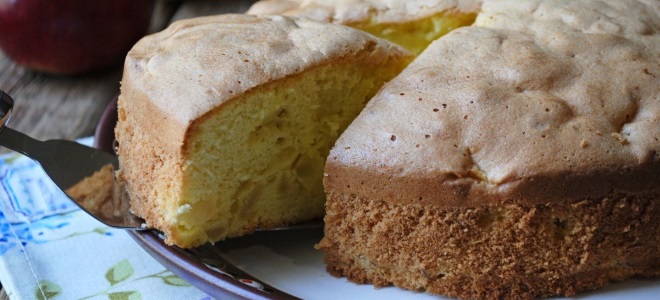 Пирог шарлотка с грушами - рецепт в духовке