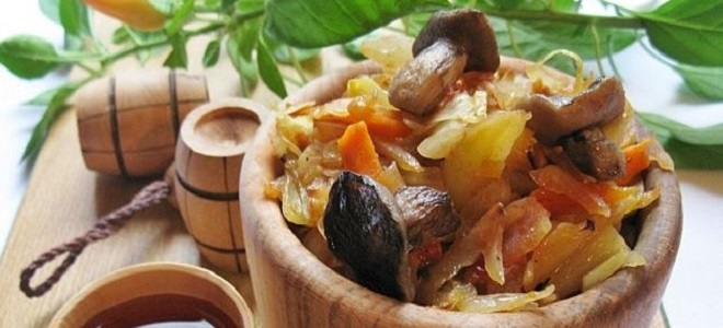 Солянка с солеными грибами и капустой - рецепт