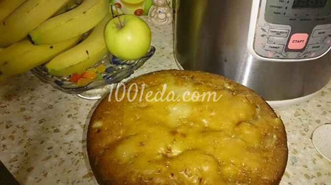 Пирог с яблоками на кефире в мультиварке