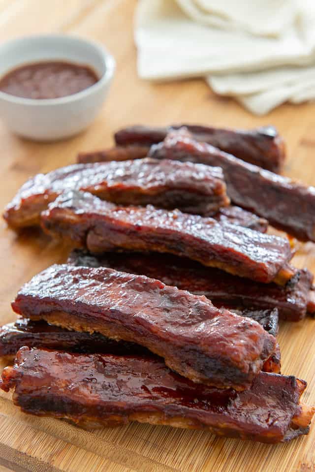 Spare Ribs - Made in the Oven with BBQ Sauce