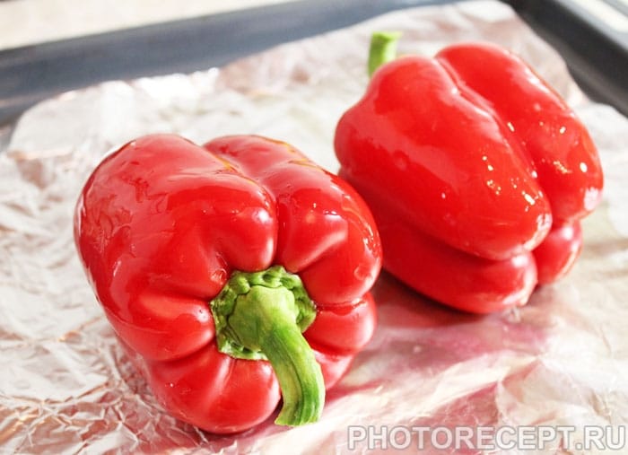 Фото рецепта - Красный соус из болгарских перцев - шаг 2