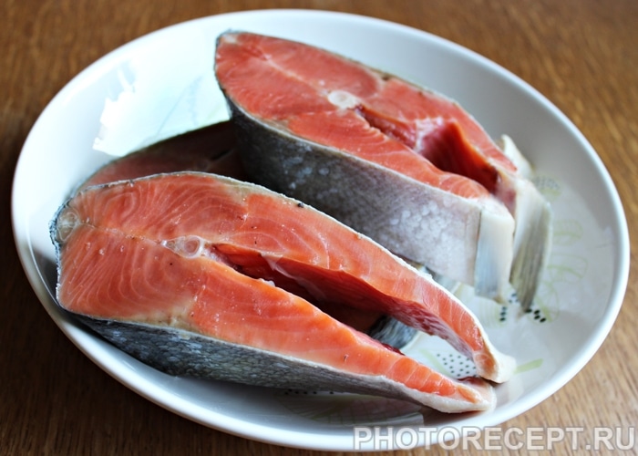 Фото рецепта - Красная рыба, запеченная в духовке - шаг 1