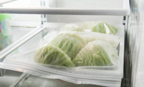 Можно ли заморозить белокочанную капусту. Можно ли замораживать капусту в морозилке? 16