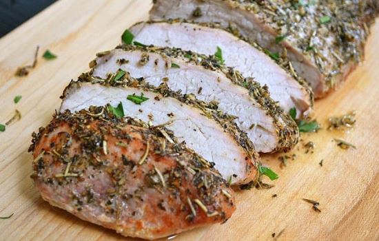 Свинина, запеченная в мультиварке – ароматное мясо. Особенности свинины, запеченной в мультиварке и подборка лучших рецептов